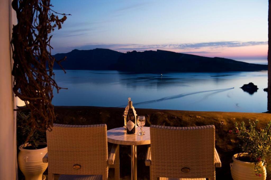 Enalion Suites Иа Екстериор снимка
