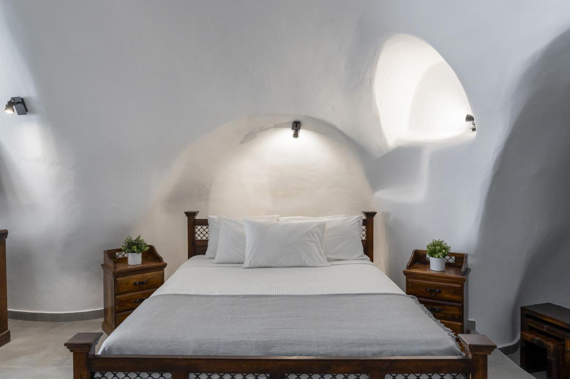 Enalion Suites Иа Екстериор снимка