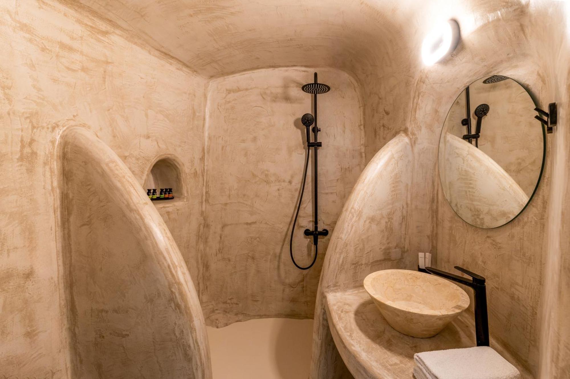 Enalion Suites Иа Екстериор снимка