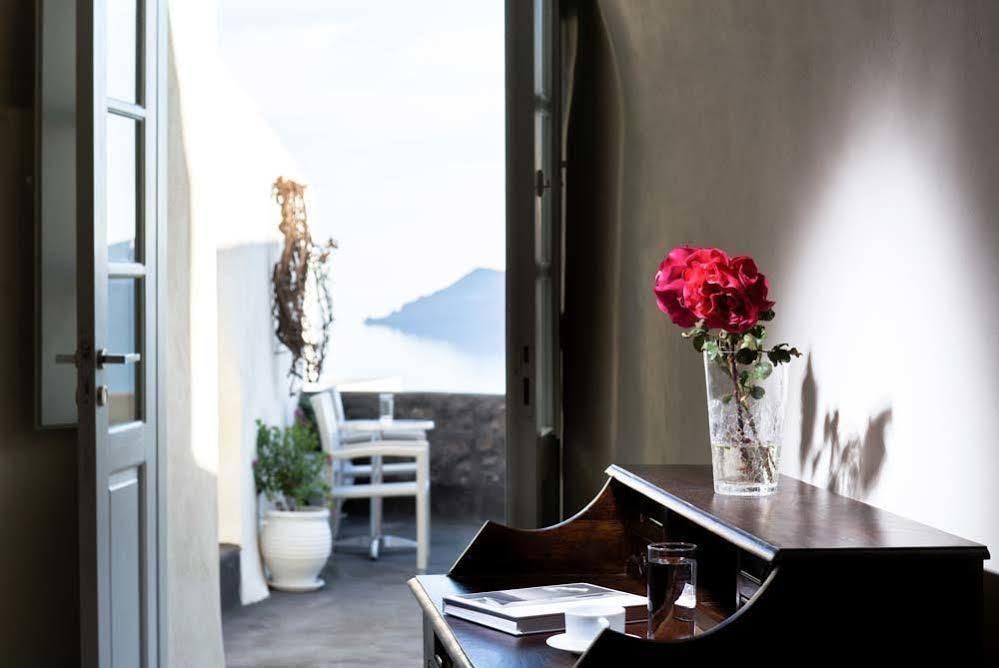 Enalion Suites Иа Екстериор снимка